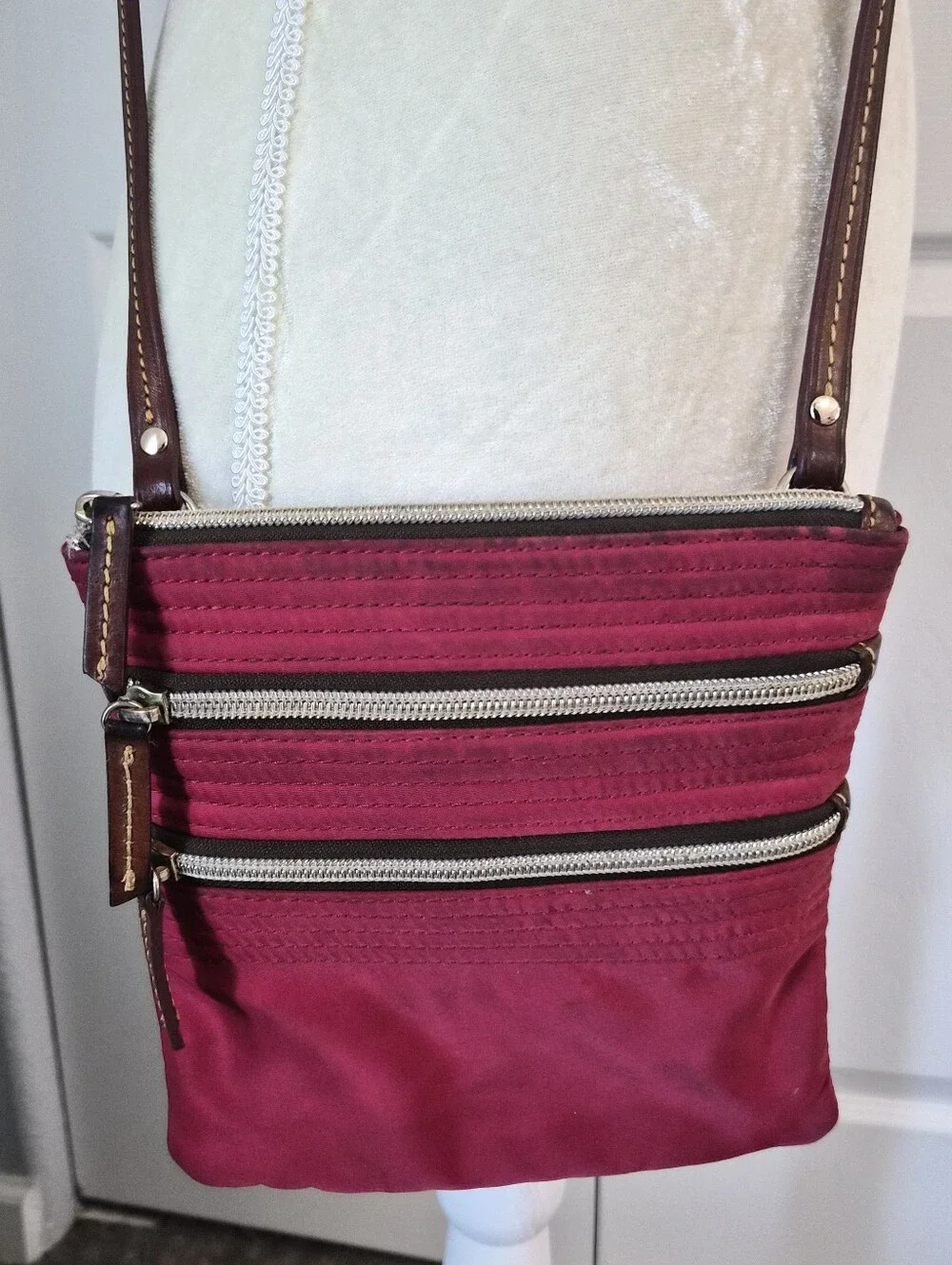 Dooney & Bourke North South Triple Zip Crossbody Bag Red Nylon Preppy Classic